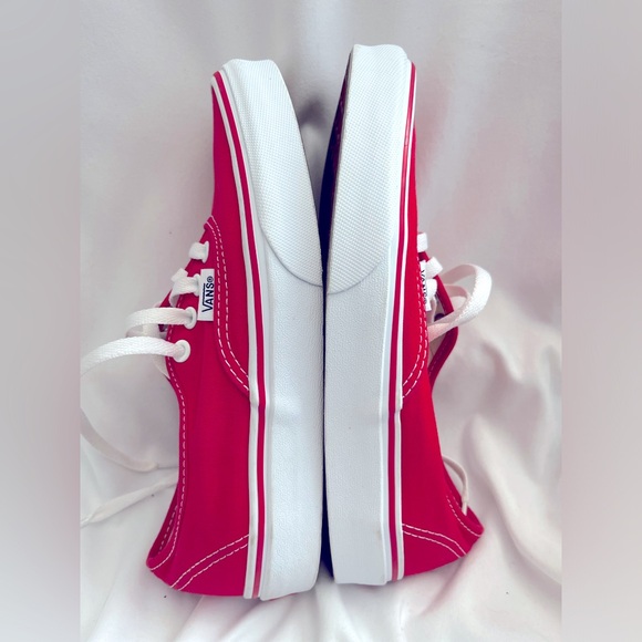 Red Vans-Women’s- Size 7 - Picture 4 of 8